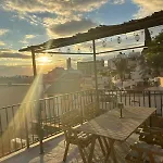 Private Terrace-Romantic-Sea, Castle Views-Central