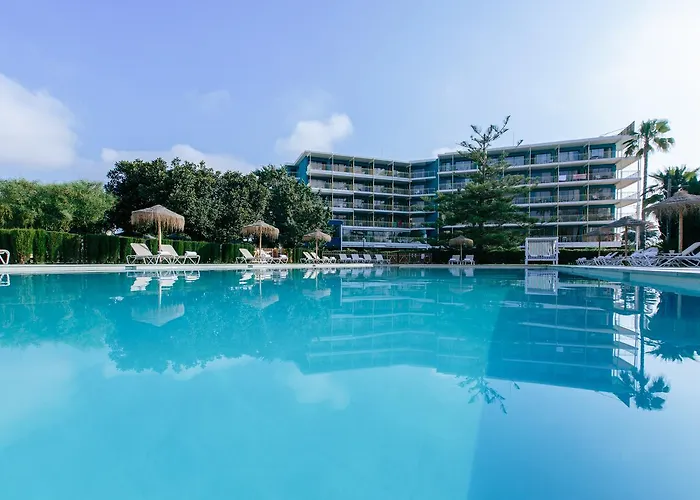 Hotel Almirante