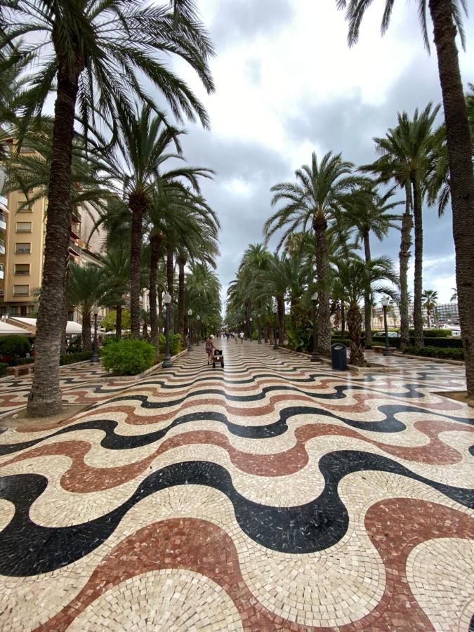 Calle San Carlos 132 Apartamento *