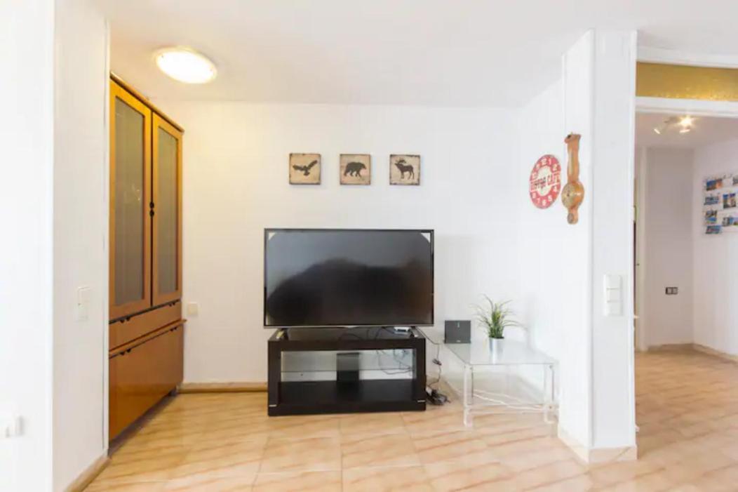 With Fantastic Seaview Apartment *