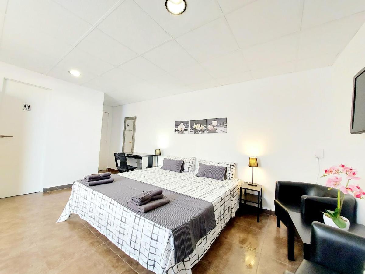Estudios Gloria Apartamento