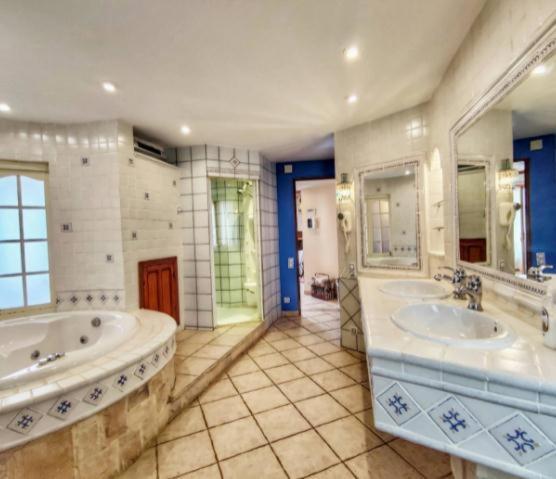 Lucero Campello Apartment