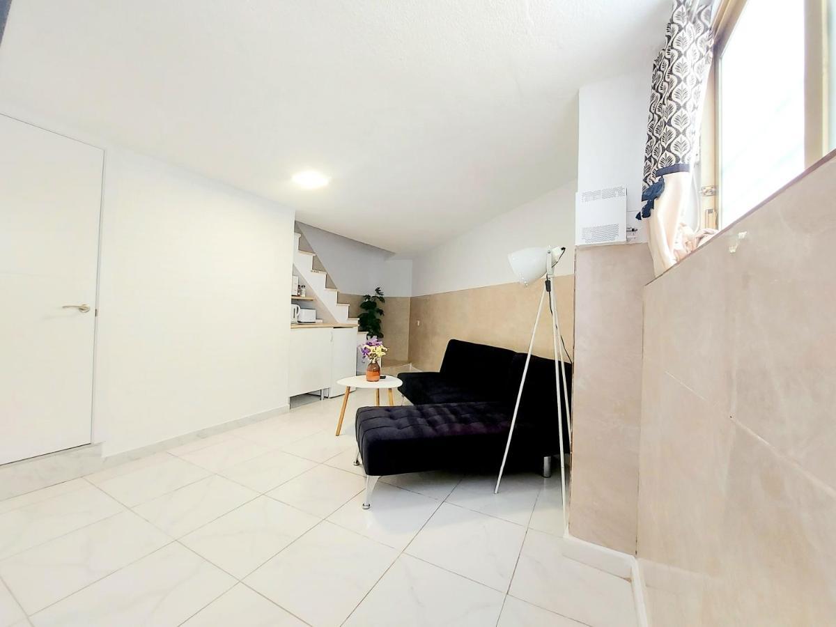 Estudios Gloria Apartamento