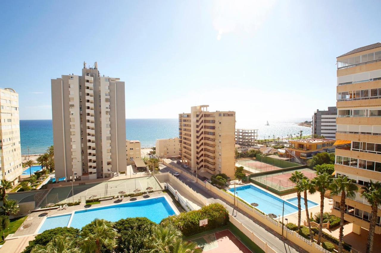 Apartment In Front Of The Sea With Ac And Pool *