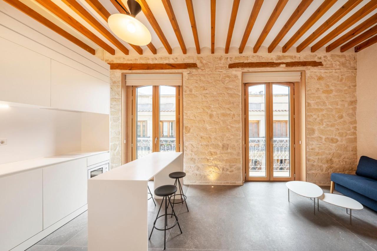 Tandem Portico Apartment *