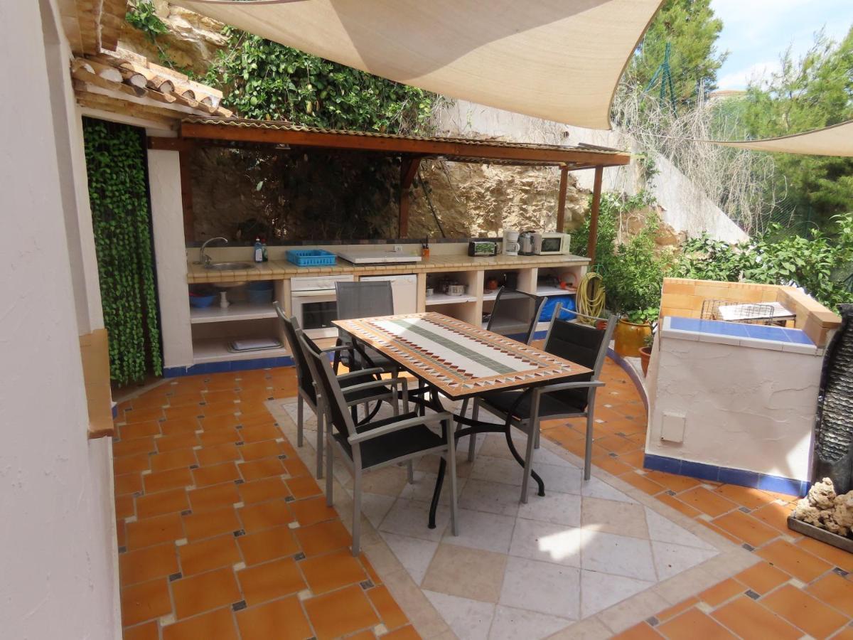 Lucero Campello Apartment *