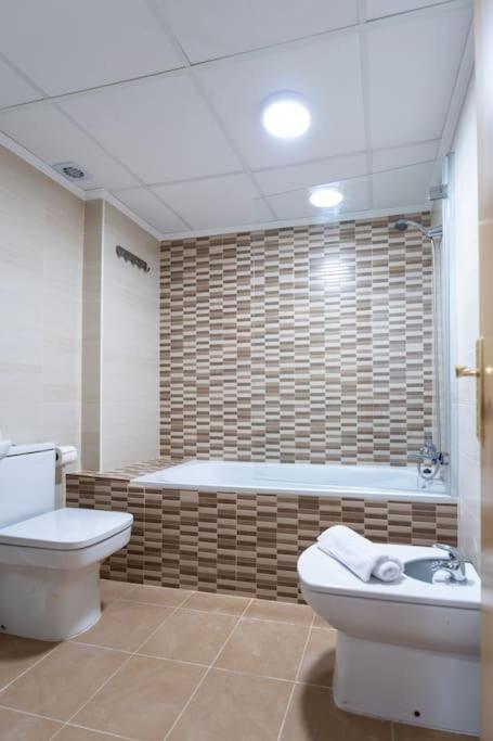 Amplio Apartamento 2 Dormitorios Cerca De La Playa Apartamento Alicante