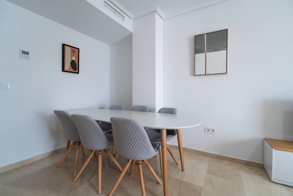 Amplio Apartamento 2 Dormitorios Cerca De La Playa Apartamento Alicante