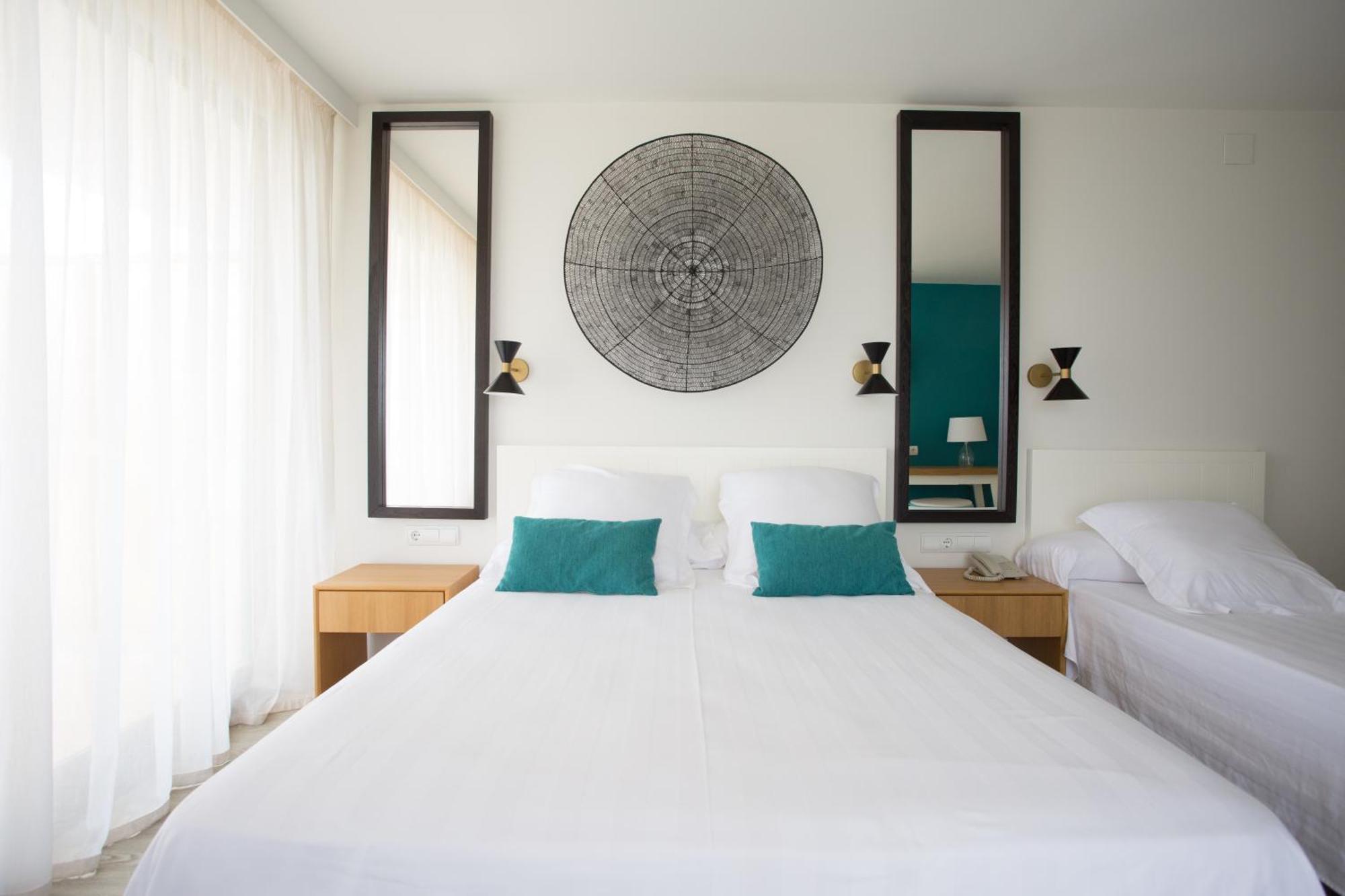 Almirante Hotel