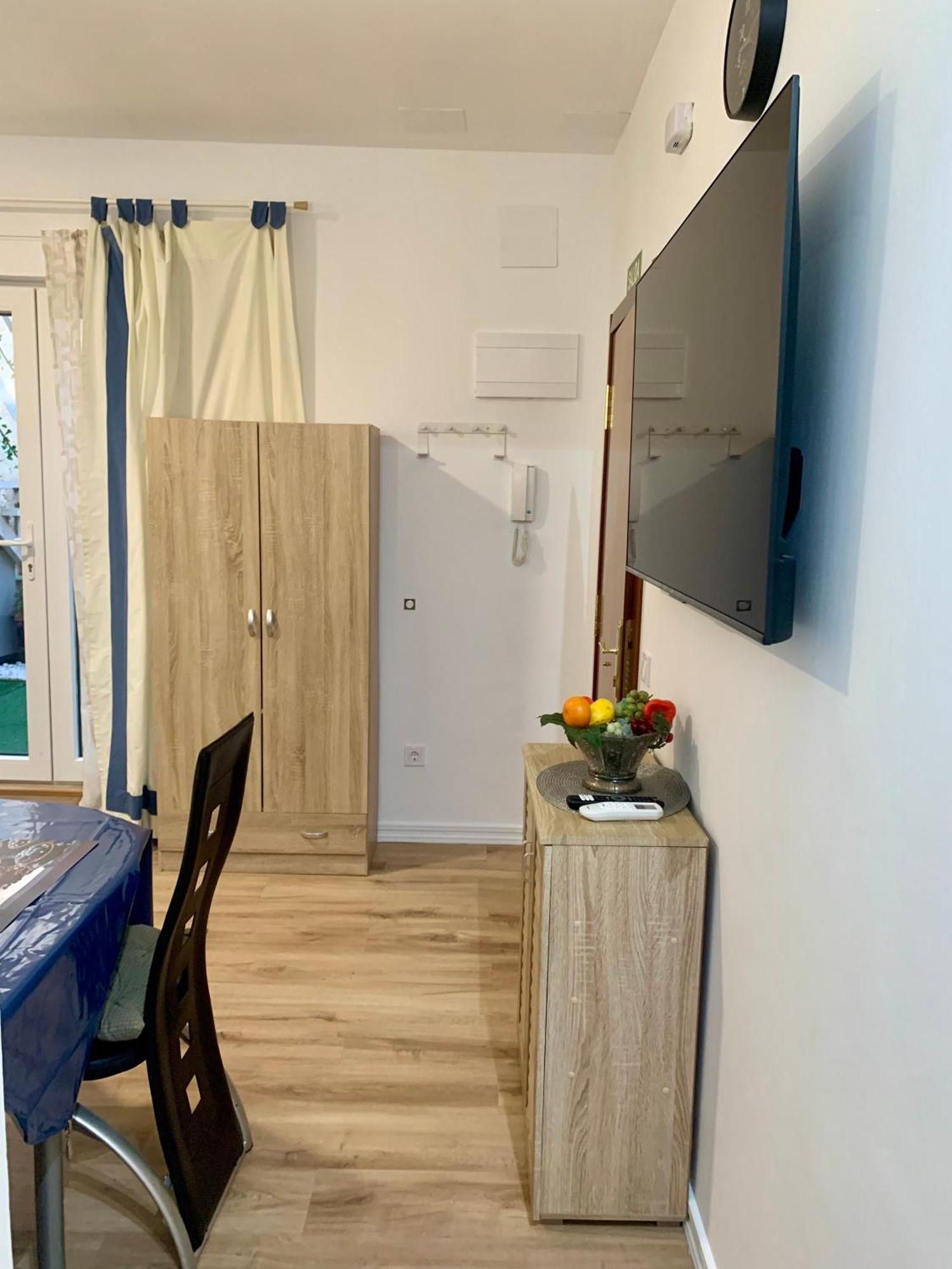 Apartment Rumar Con Terraza