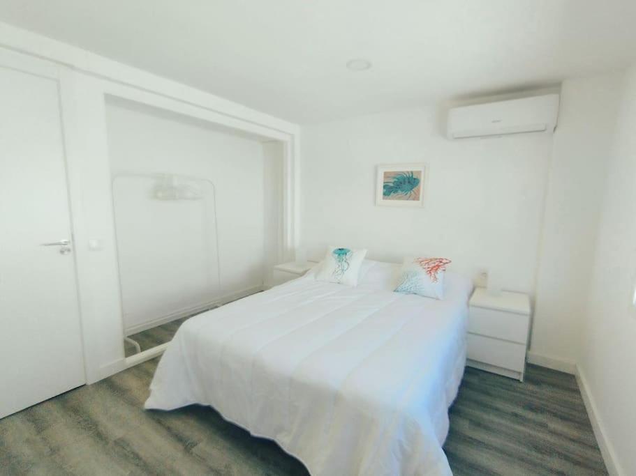 Casa Mediterranea 350 Metros De La Playa Сasa de vacaciones Alicante