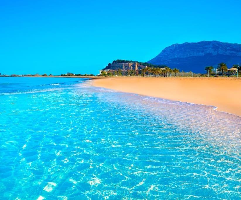 Сasa de vacaciones Casa Mediterranea 350 Metros De La Playa Alicante