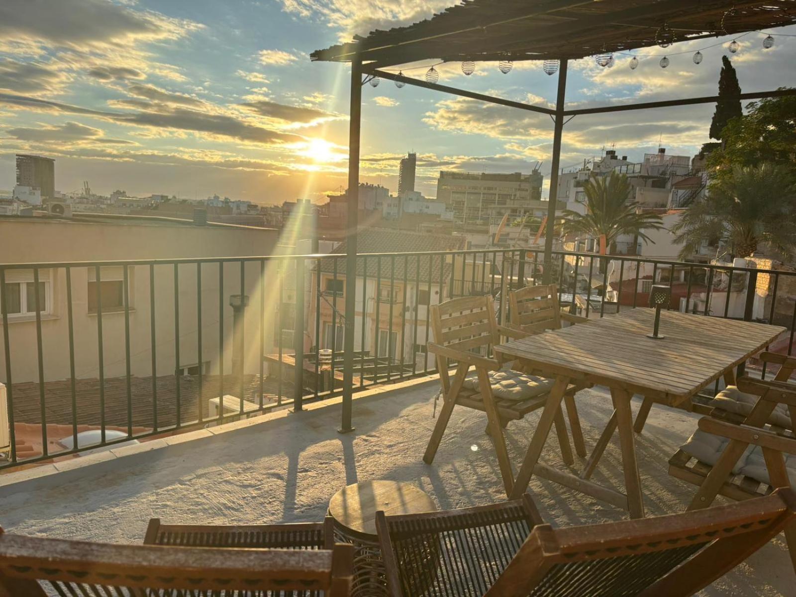 Private Terrace-romantic-sea, Castle Views-central *