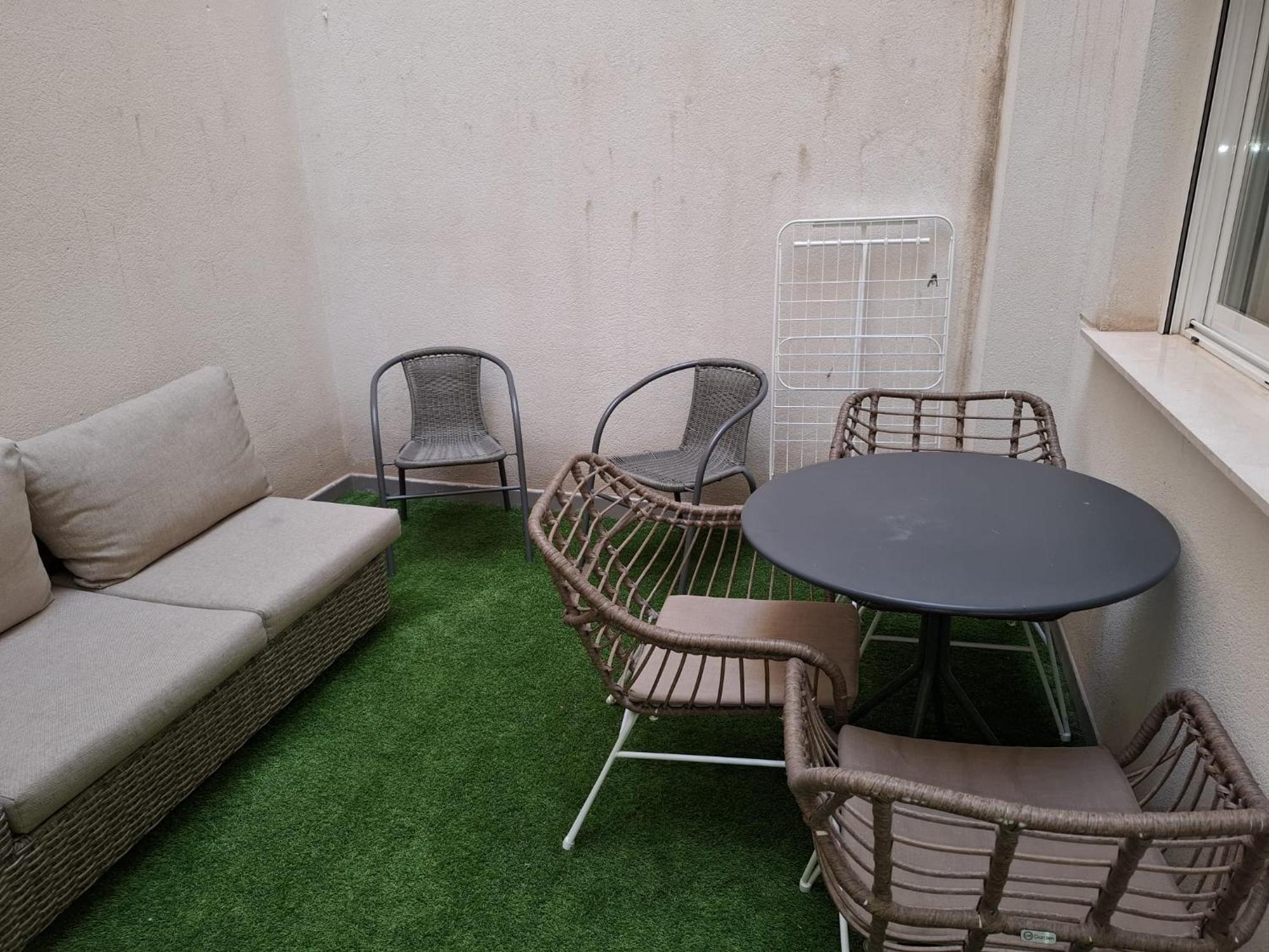 Centrum F Apartment *