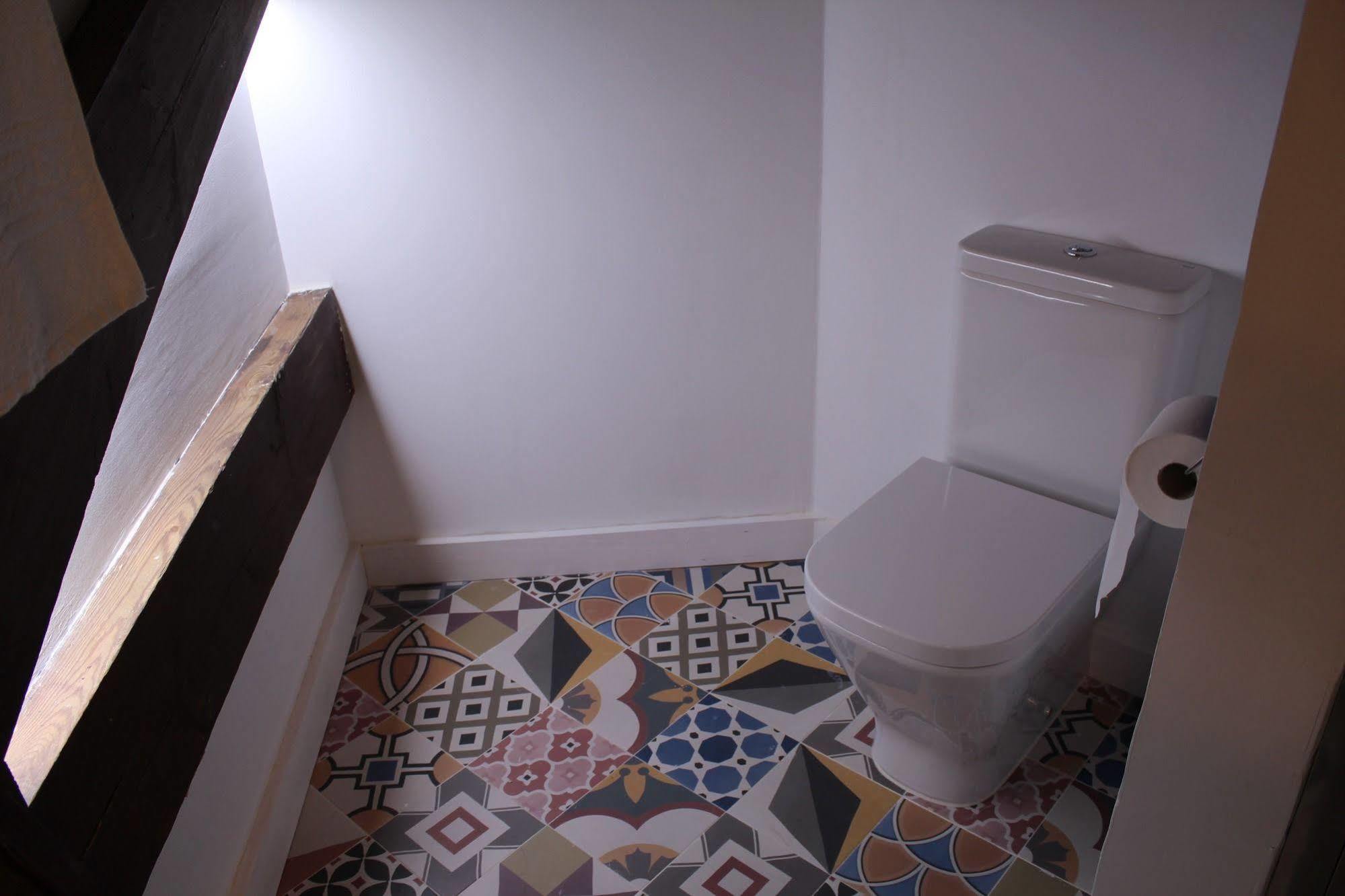 Nwt Paradise Urban Hostel *