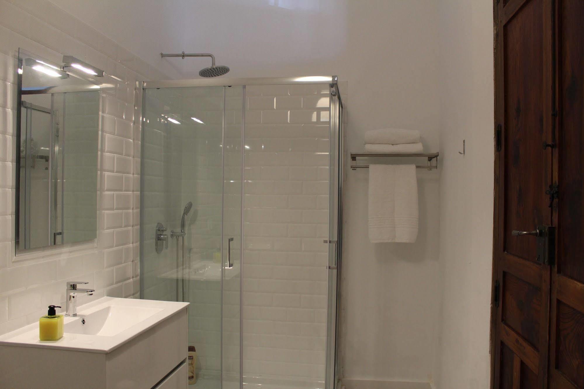 Hostel Nwt Paradise Urban *