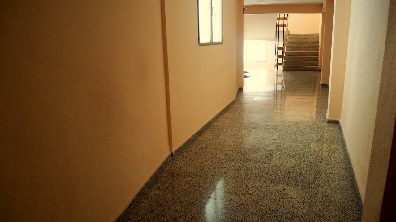 En Ani Apartment *