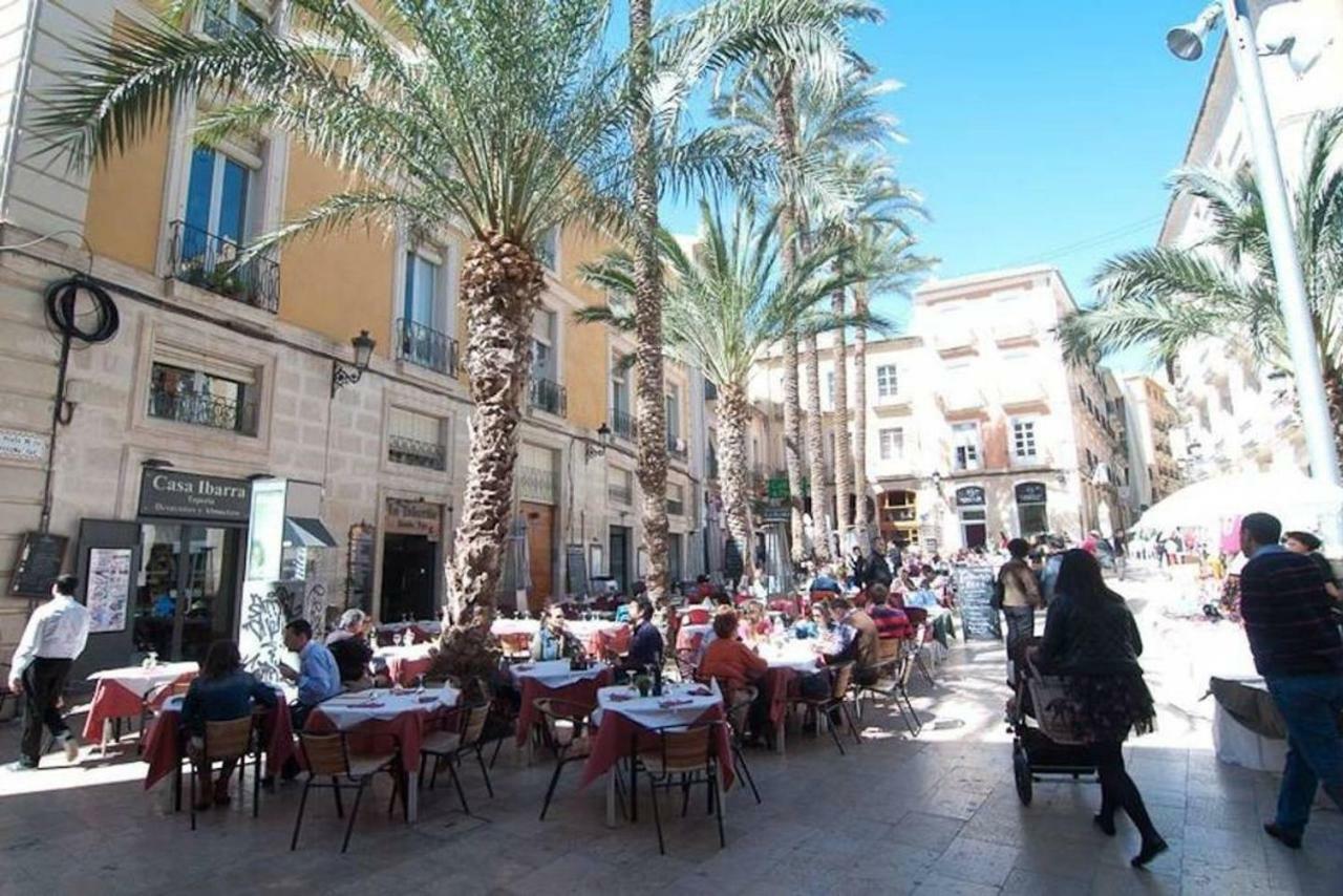 Design And Luminous Duplex In The Old Town Apartamento Alicante