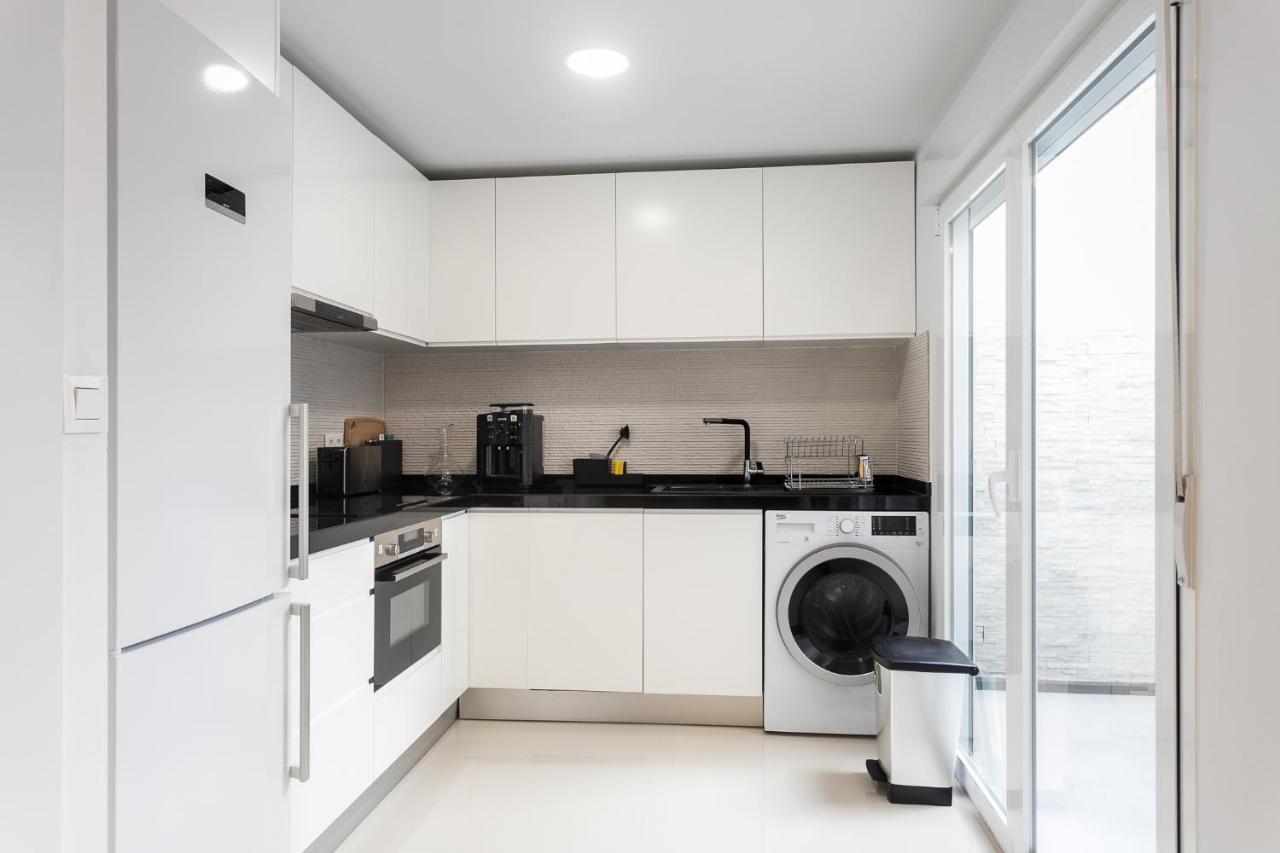 Apartamento Calle San Carlos 132 *