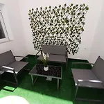 Tropical Garden Apartment