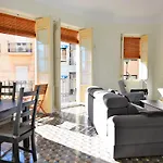 Historic apartment by Mercado Central