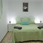 Fantastic 1 Bedroom Apartment With Gallery Cb6Ev