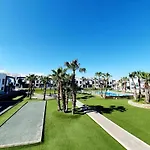 Oasis Beach Viviane