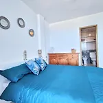 Fantastic Seaview Apartment With Swimming Pool
