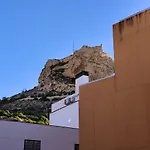 Palm Square - One Minute From The Sea!