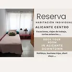 Habitación Céntrica - Only Women