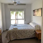 Precioso apartamento en Urbanización junto al mar.