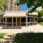 Precioso apartamento en Urbanización junto al mar.