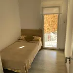 Acogedor Y Reformado Apartamento, Alicante.