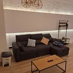 New 2024 Luxury Design Lofts, By Santa Barbara Castle, With Pool Table, Ac And Wifi