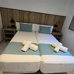 Hostal Rambla 24 By Holihome