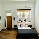 Loft doble altura monoambiente nuevo en Alicante centro
