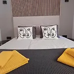 Clavero Apartment
