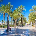 Ideally Located City And Beach