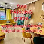 Dos Colores-Design Apartments Alicante Centro, Patio O Parking