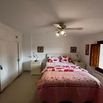 Villa With Private Pool & Bbq, Close To The Beach