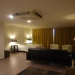 La Portuguesa Apartments