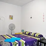 1 Private Room With A Window Near The Sea, Wifi