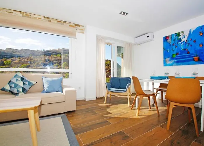 Amazing 3Bd Apt. Beach And Center + Parking
