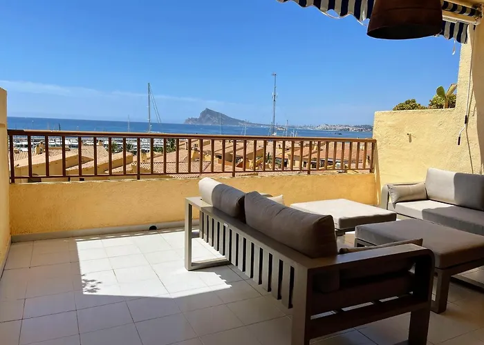 Campomanes Luxury Terrace Apartment