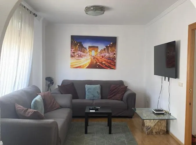 Comfortable&Spacious 3 Bedroom Apartment