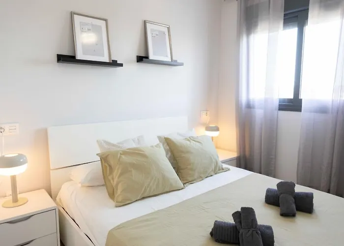 Modern Apartment, Pool & Air Con, San Juan Playa