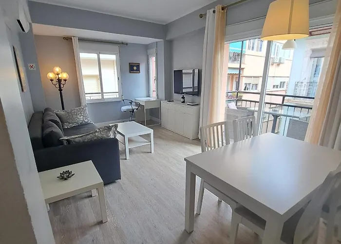 Modern 2 Bedroom Corner Unit In The Heart Of Alicante