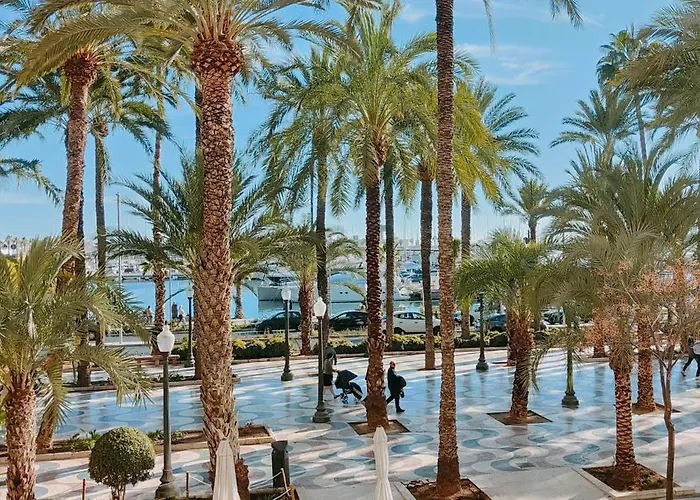 Alicantissima Marina & Beach