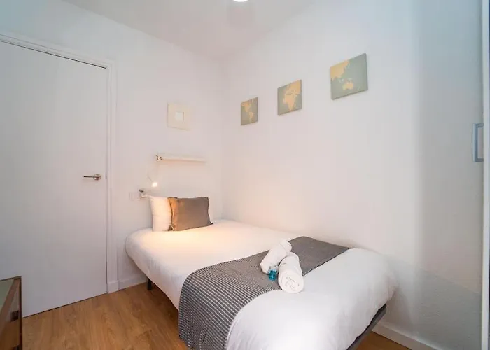 Authentic Alicante: Central Flat Near The Beach