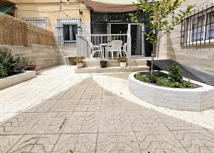 Cozynest Alicante - Apartment With Terrace